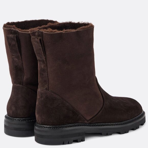 Manolo Blahnik Tomosa Suede Ankle Boots EU 38 1/2 NWB - Picture 4 of 13